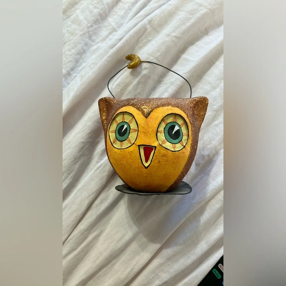 Vintage Inspired Halloween PaperOwl Bucket w/Handle 5”Handpainted with Glitter - Picture 8 of 10